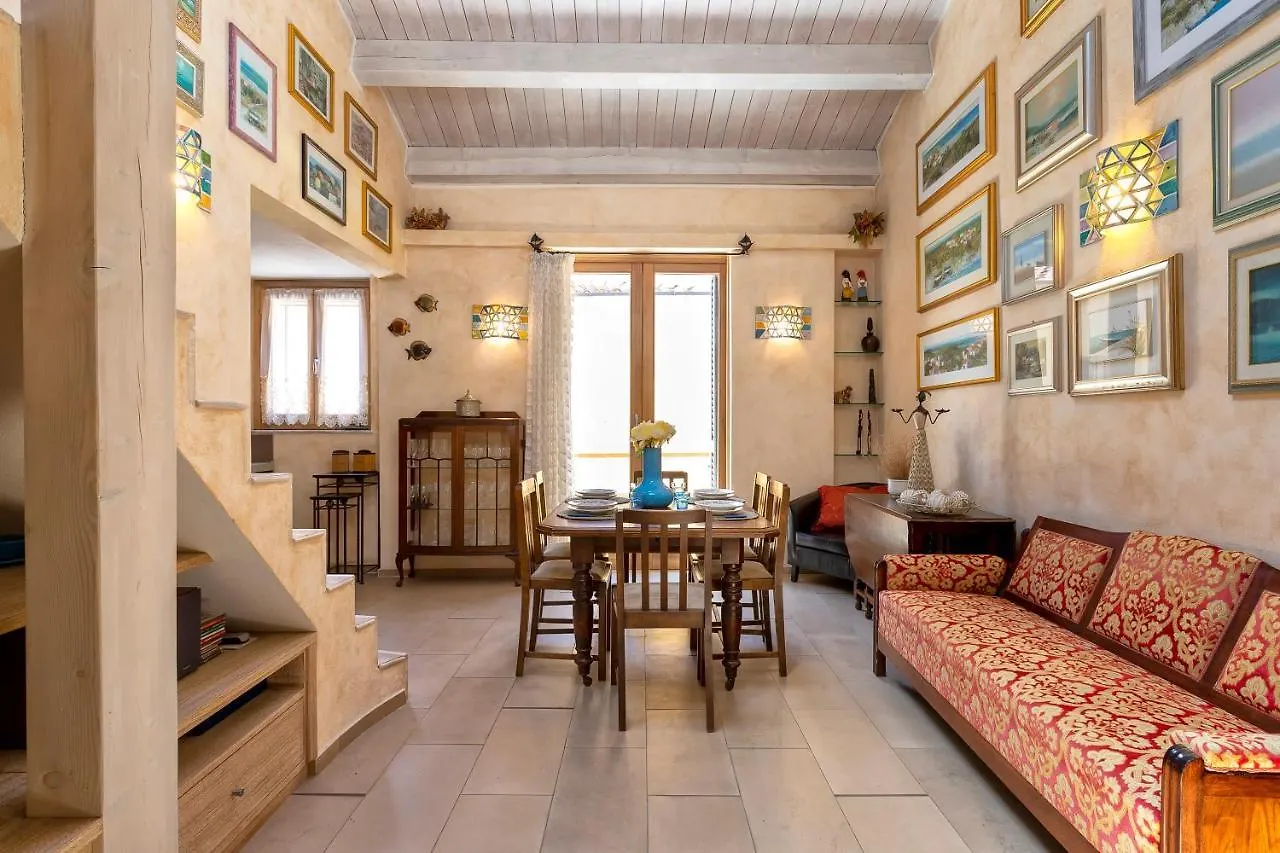Casa Ferret. Appartamento Nel Cuore Di Alghero 0*,  Italy